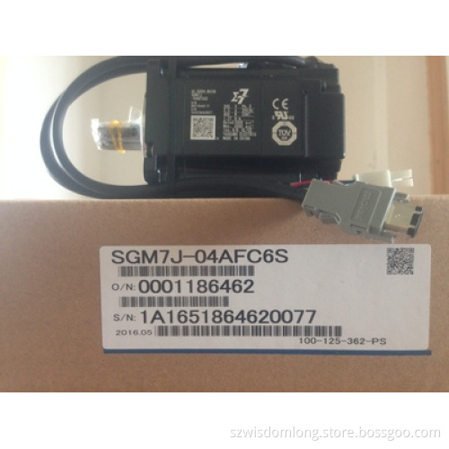 NEW Yaskawa Servo Motor SGM7J-04AFC6S